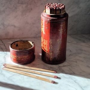 CELEBRATE CHINESE NEW YEAR! Vintage Chinese Fortune Sticks w/Instruction Booklet